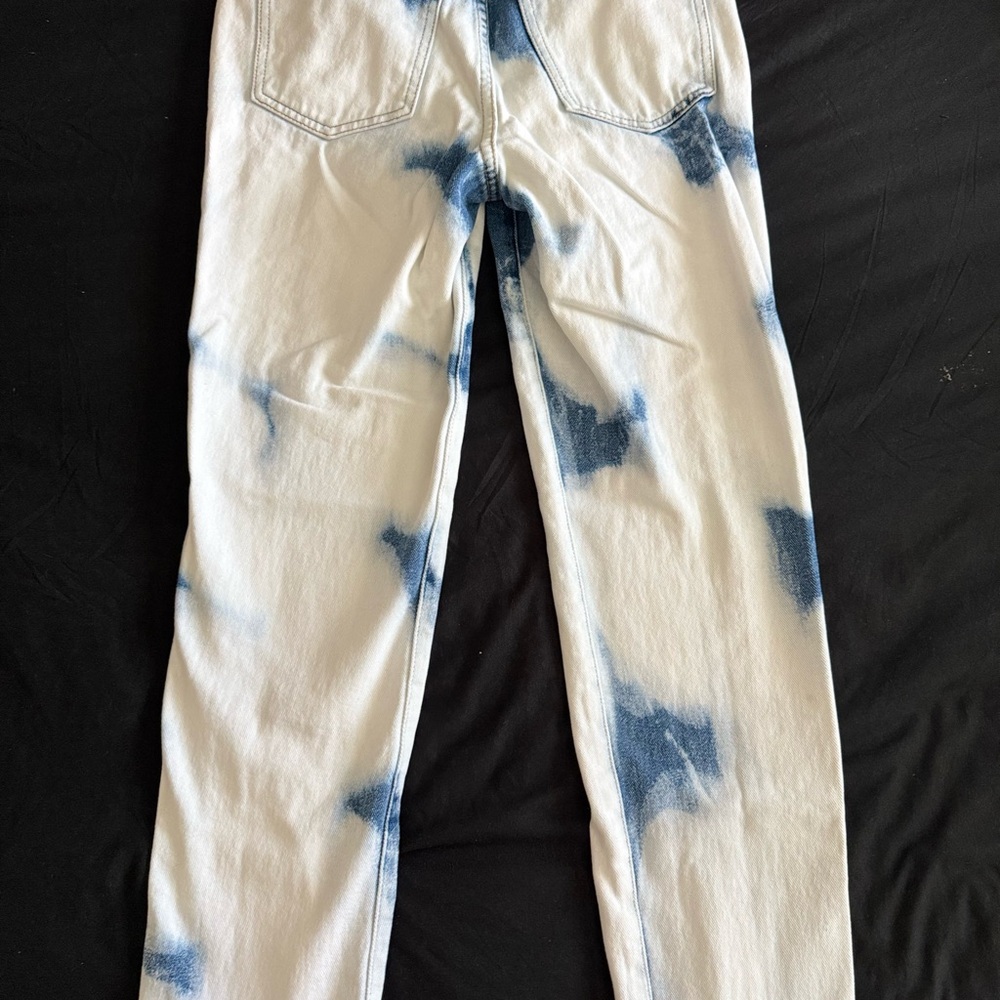 PACSUN White and Blue Tie-Dye Jeans 🥰💙